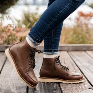 Diplomat Thursday Boot Co SIZE 8